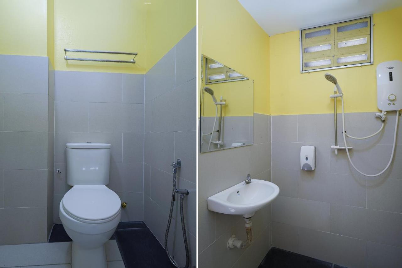 Oyo 90451 Bangi Moya Guesthouse מראה חיצוני תמונה