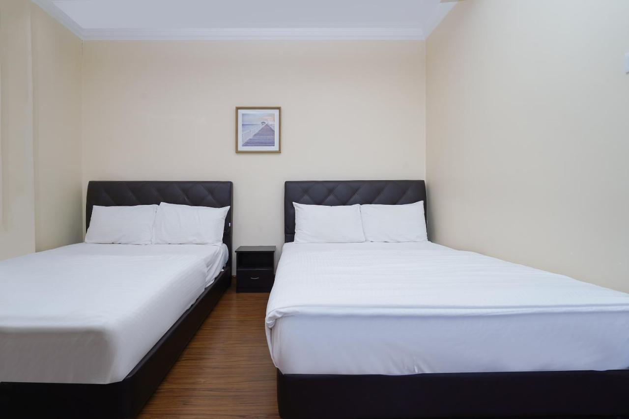 Oyo 90451 Bangi Moya Guesthouse מראה חיצוני תמונה